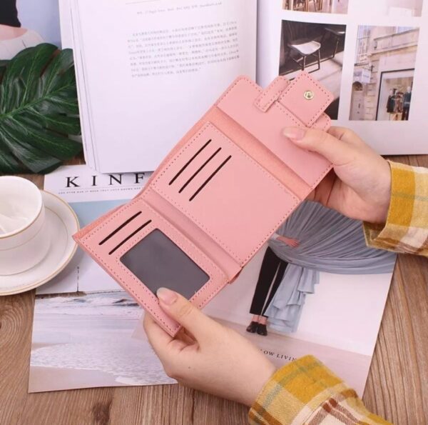 Stylish slim small wallet for women